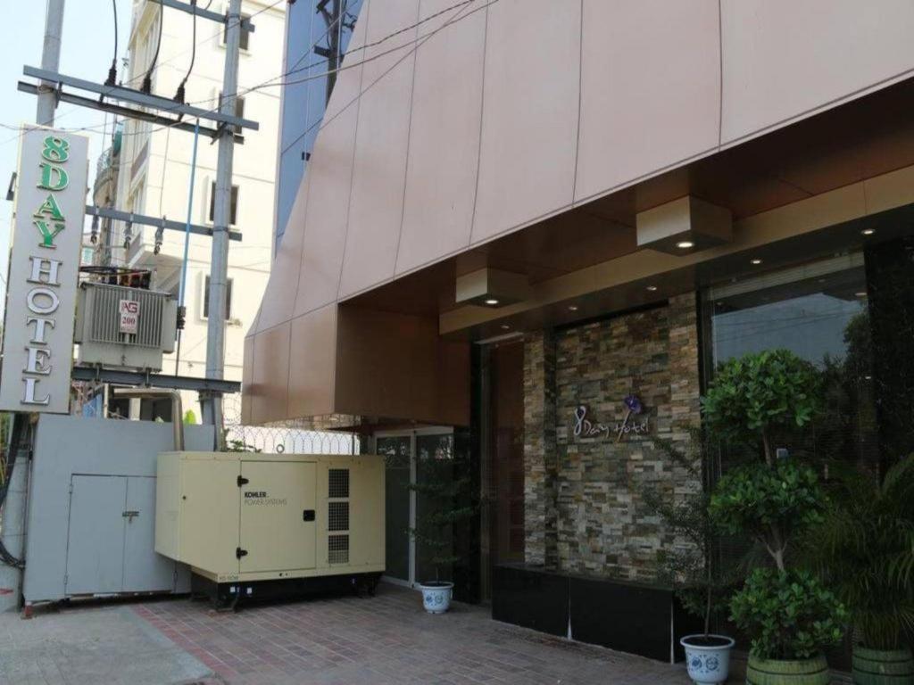 8天酒店 仰光 外观 照片